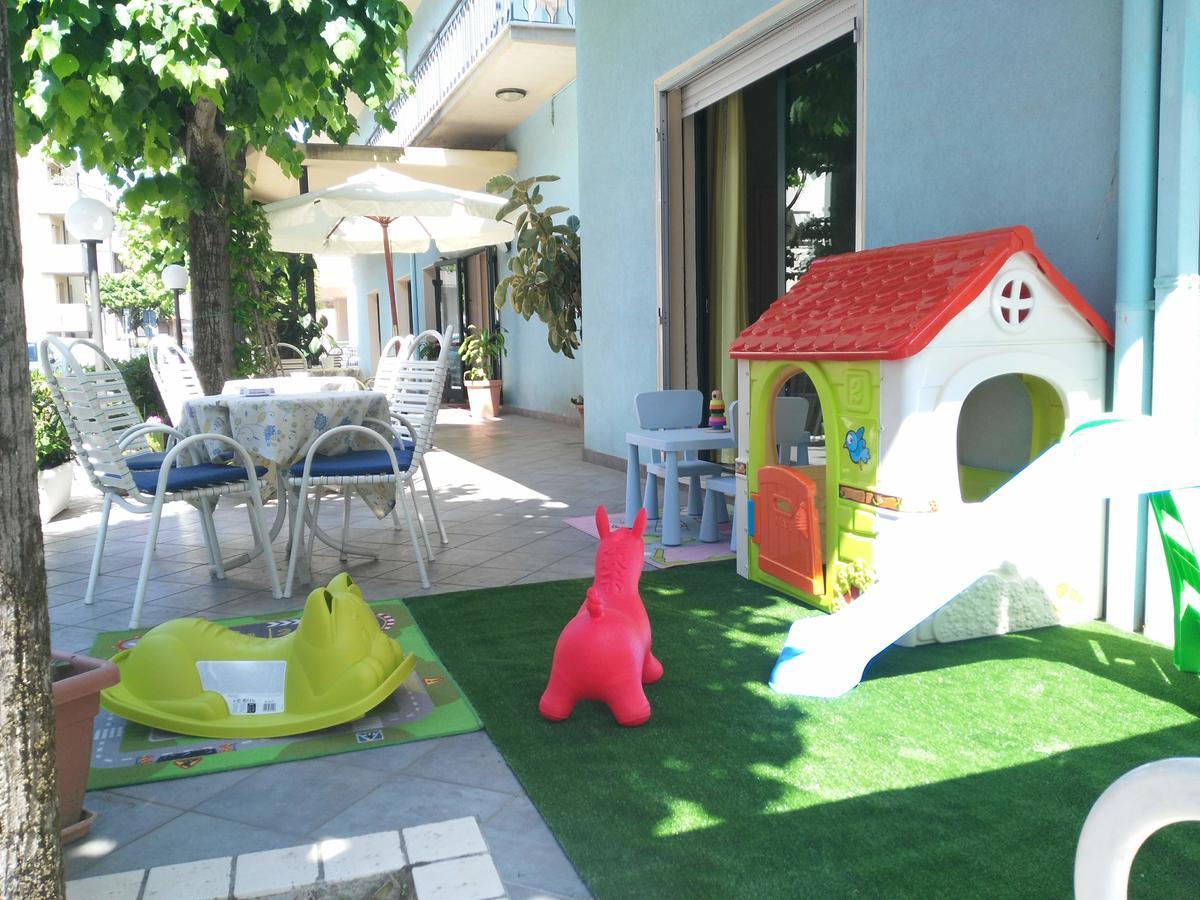 Hotel Marittimo Rimini Zewnętrze zdjęcie