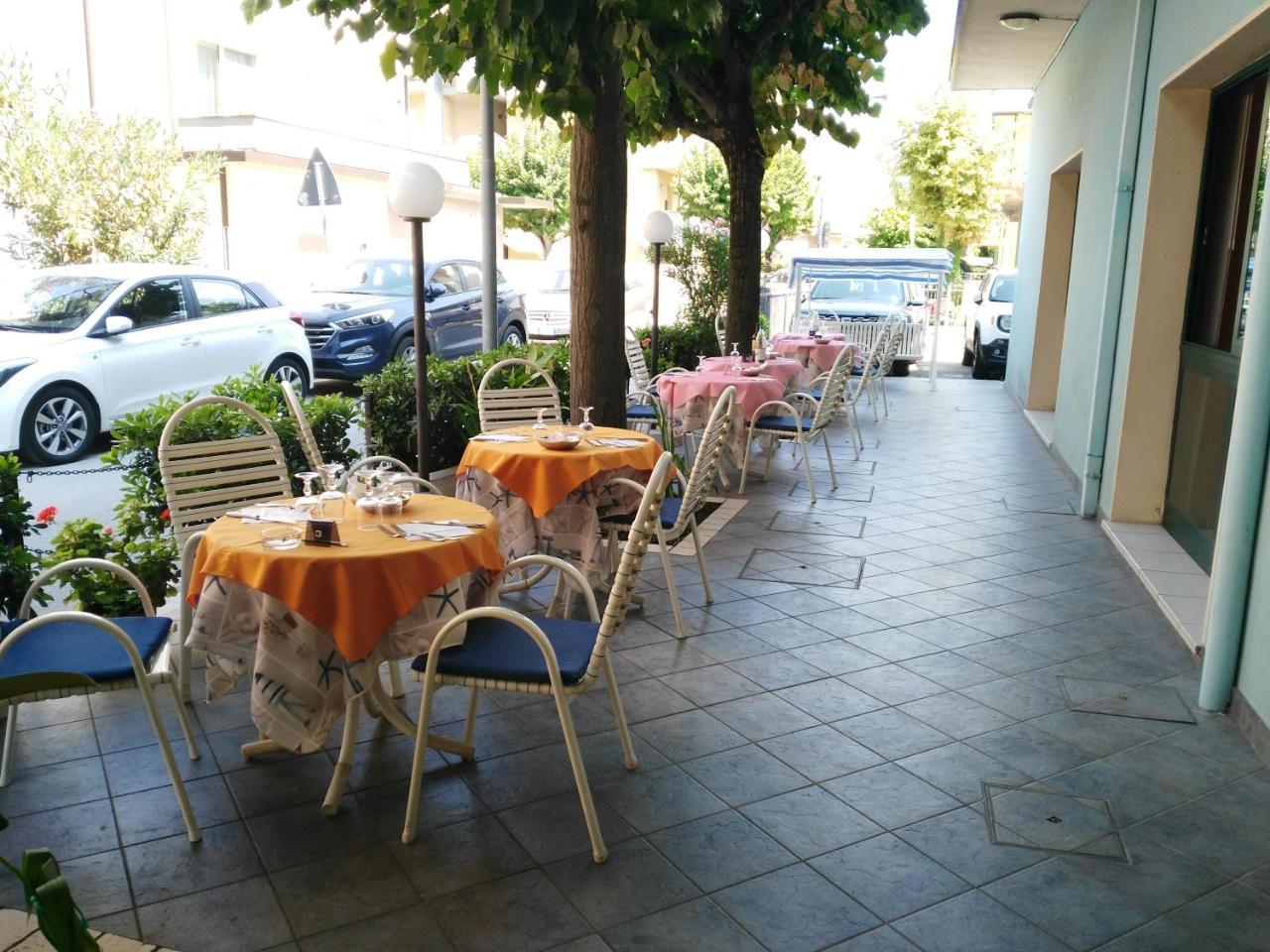 Hotel Marittimo Rimini Zewnętrze zdjęcie